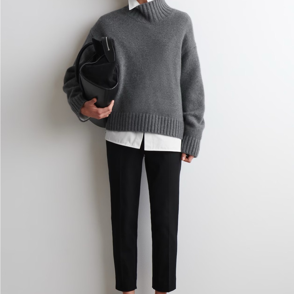 COS Tailored Cropped Trousers